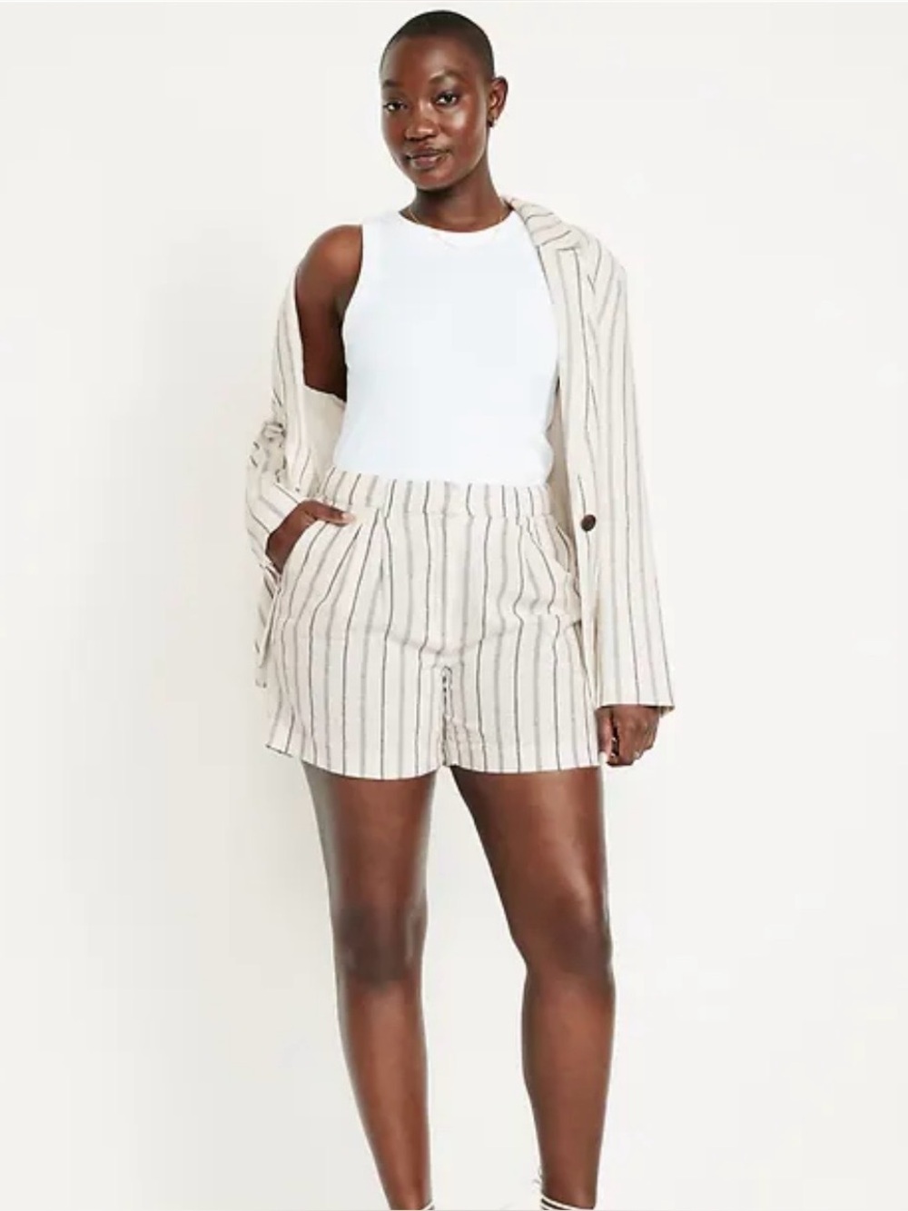 OLD NAVY TAYLOR LINEN PINSTRIPE SHORTS, EXTRA HIGH RISE, DARK NAVY & CREAM SZ L